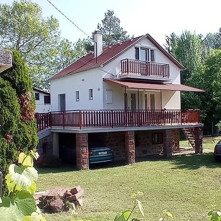 Вилла Vizkoezeli 2-5 Fos Nyaralo Абрахамхедь Экстерьер фото
